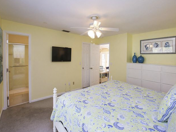 Captiva Home With Private Pool Three Bedroom Sleeps 8